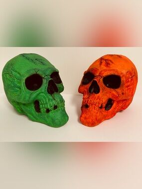 Easter Unlimited Vintage Set of 2 Halloween Neon Molded Soft Rubber Skulls